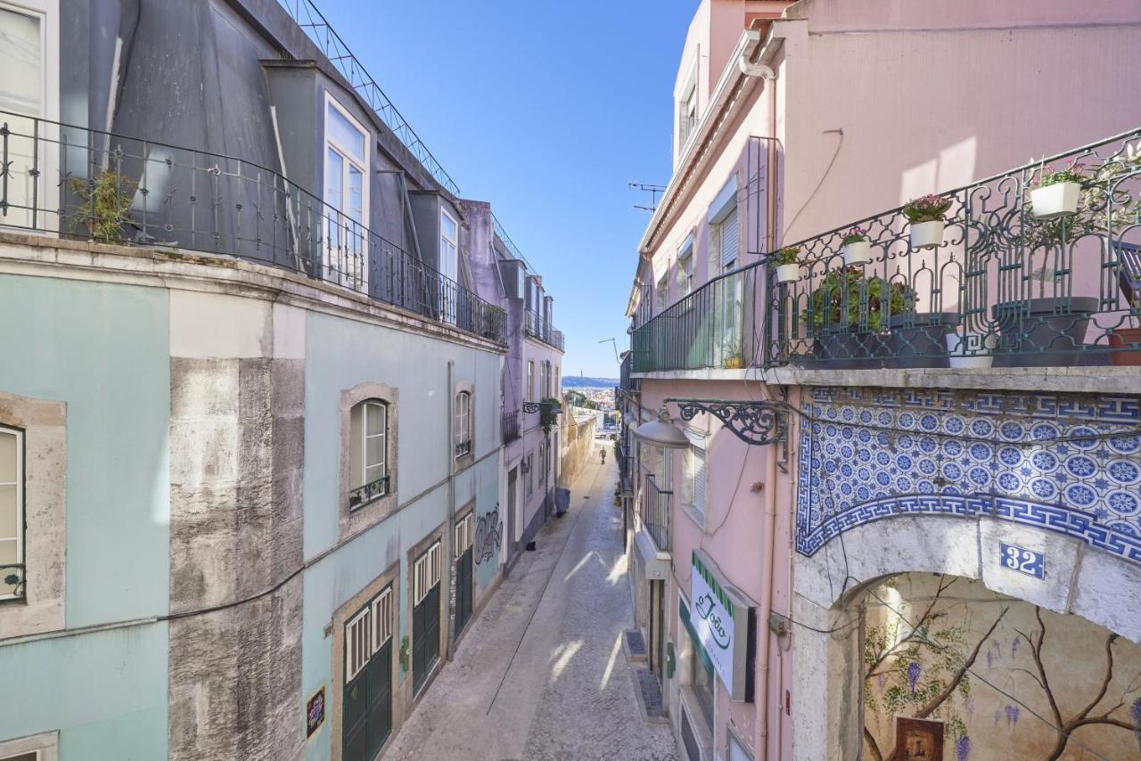 Amazing Terrace And Riverview In Historical Lissabon Buitenkant foto